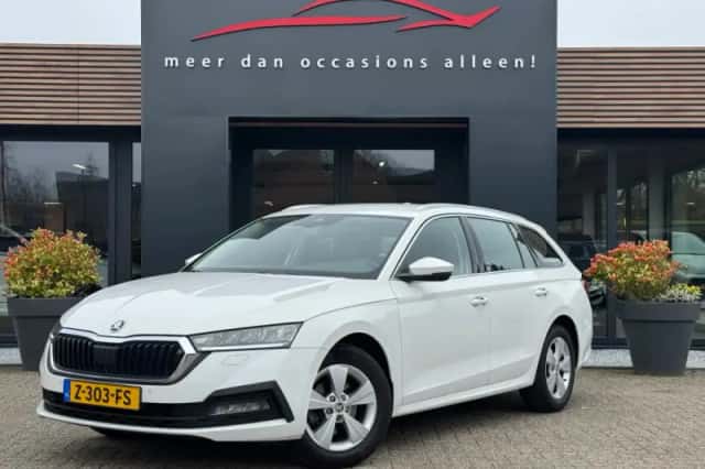 Škoda Octavia (2020) thumbnail 1