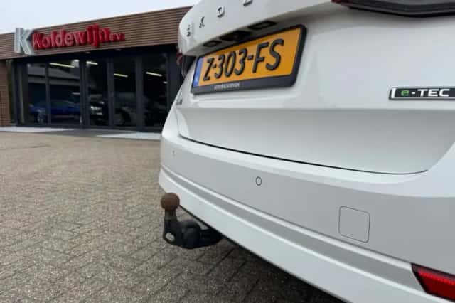 Škoda Octavia (2020) thumbnail 12