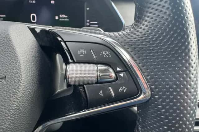Škoda Octavia (2020) thumbnail 19