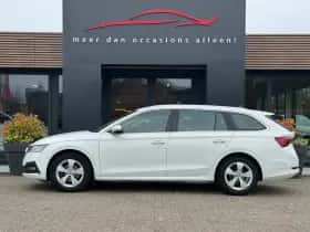 Škoda Octavia (2020) thumbnail 3