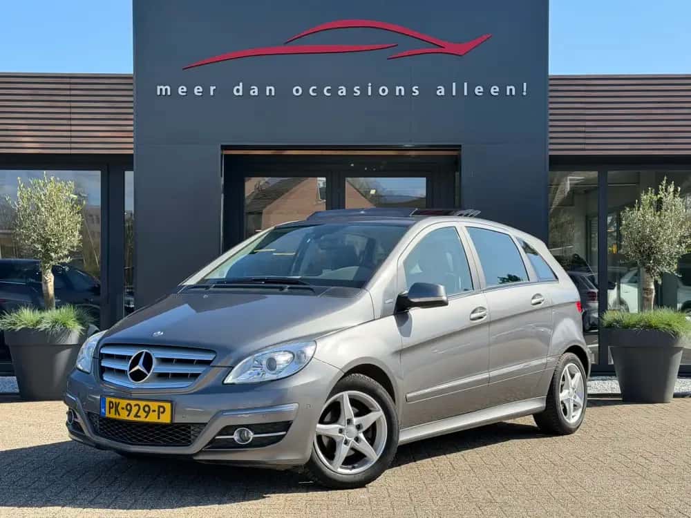 Mercedes-Benz B-Klasse (2011) — foto 1