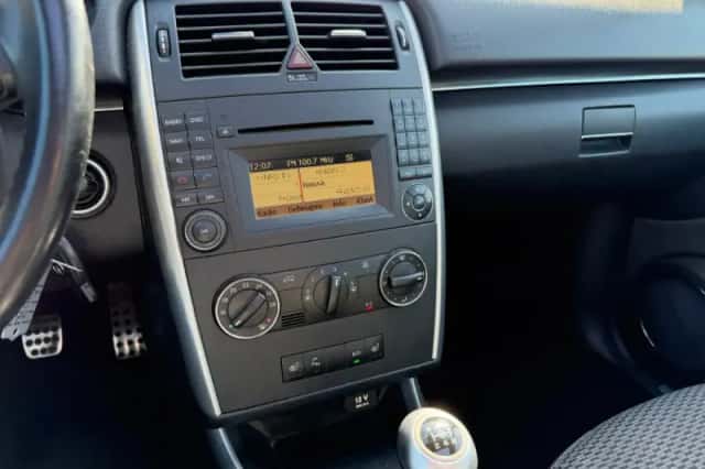 Mercedes-Benz B-Klasse (2011) thumbnail 18