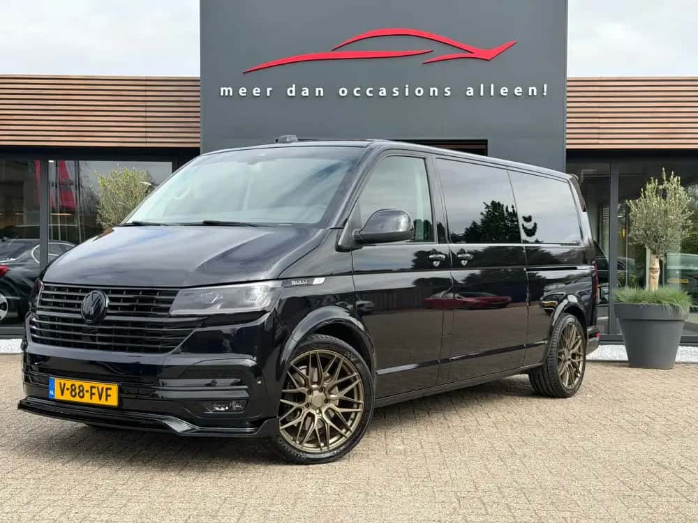 Volkswagen Transporter (2024) — foto 1