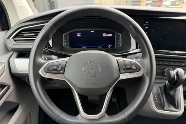 Volkswagen Transporter (2024) thumbnail 24