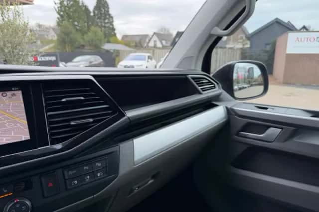 Volkswagen Transporter (2024) thumbnail 35