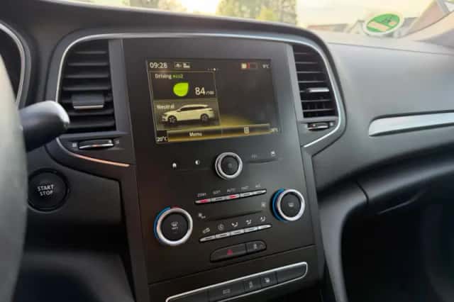 Renault Mégane (2020) thumbnail 15