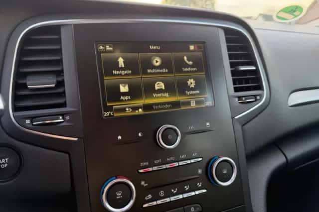 Renault Mégane (2020) thumbnail 16