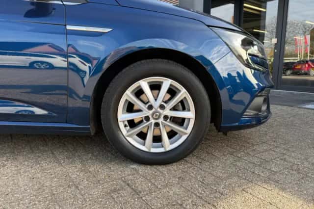 Renault Mégane (2020) thumbnail 7