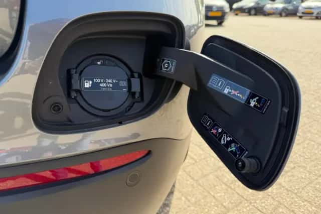 Mercedes-Benz GLC-Klasse (2022) thumbnail 7