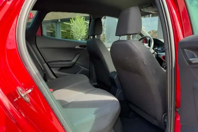 SEAT Arona (2022) thumbnail 8