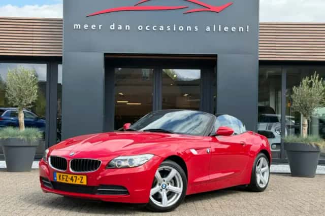 BMW Z4 (2010) thumbnail 1