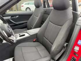 BMW Z4 (2010) thumbnail 13