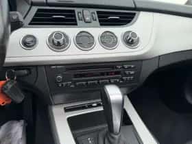 BMW Z4 (2010) thumbnail 14