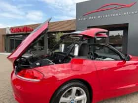 BMW Z4 (2010) thumbnail 22