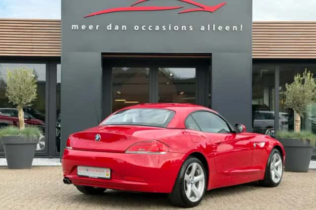 BMW Z4 (2010) thumbnail 23