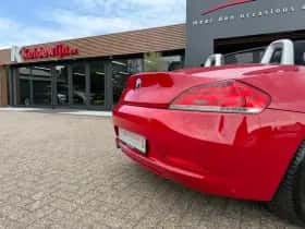 BMW Z4 (2010) thumbnail 7