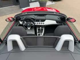 BMW Z4 (2010) thumbnail 8