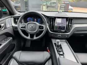 Volvo XC60 thumbnail 2