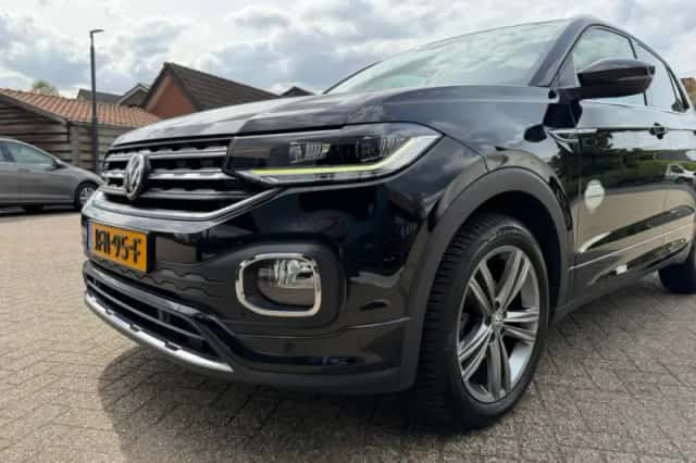 Volkswagen T-Cross (2019) thumbnail 12