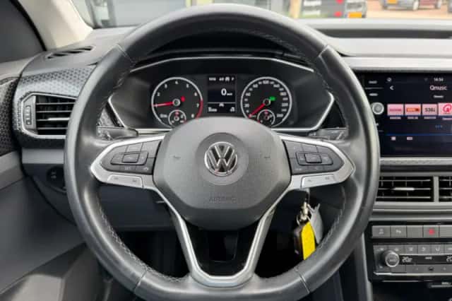 Volkswagen T-Cross (2019) thumbnail 20