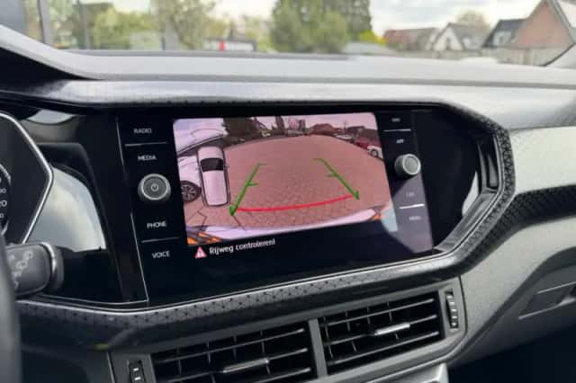 Volkswagen T-Cross (2019) thumbnail 26