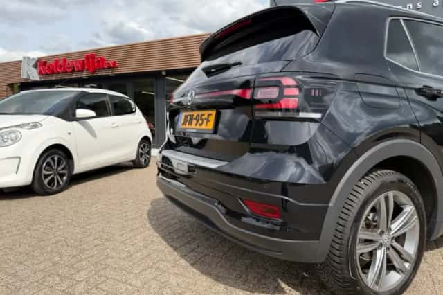 Volkswagen T-Cross (2019) thumbnail 7
