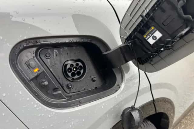 Kia Sportage (2024) thumbnail 12