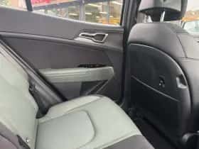 Kia Sportage (2024) thumbnail 17