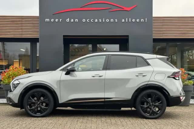 Kia Sportage (2024) thumbnail 3