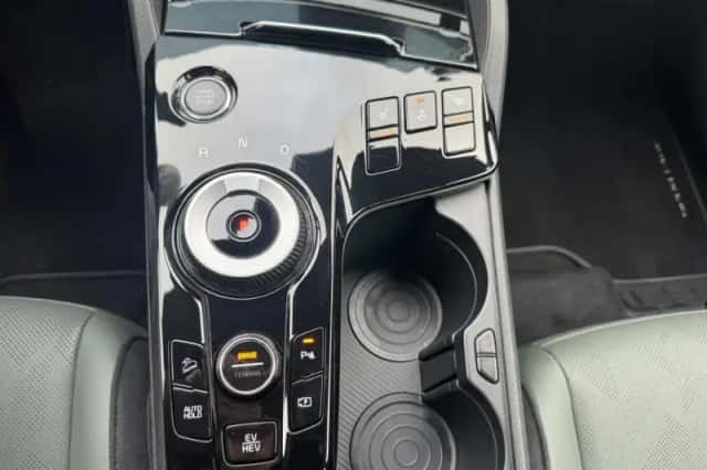 Kia Sportage (2024) thumbnail 24