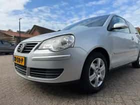 Volkswagen Polo (2007) thumbnail 11