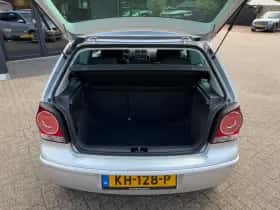 Volkswagen Polo (2007) thumbnail 8