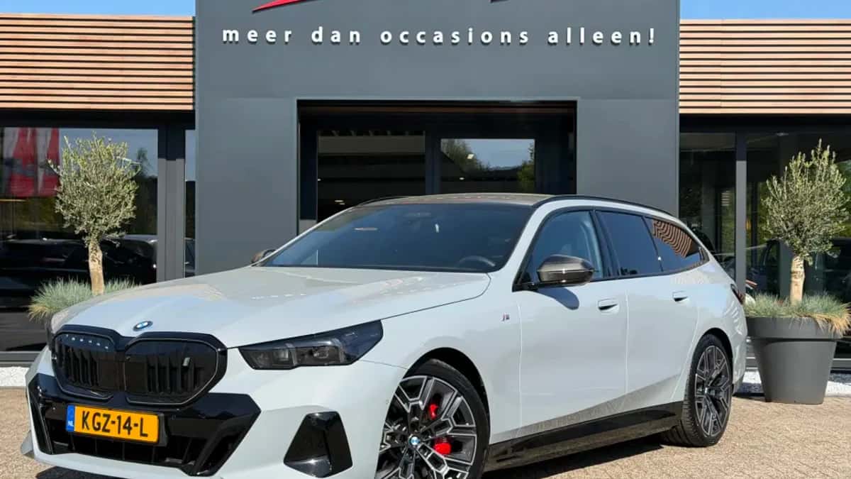 BMW i5 (2025) — foto 1