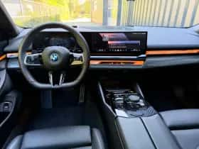 BMW i5 (2025) thumbnail 2