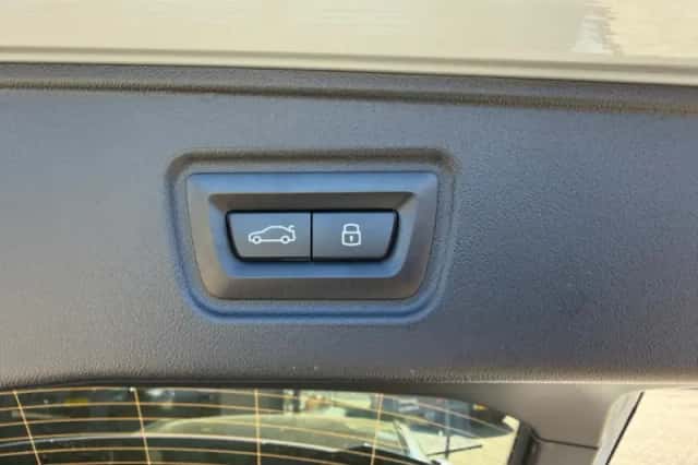 BMW i5 (2025) thumbnail 40