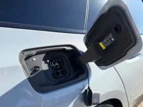 BMW i5 (2025) thumbnail 42