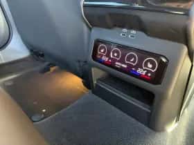 BMW i5 (2025) thumbnail 45