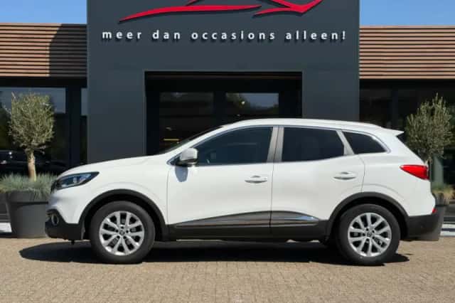 Renault Kadjar (2017) thumbnail 3