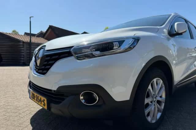 Renault Kadjar (2017) thumbnail 10