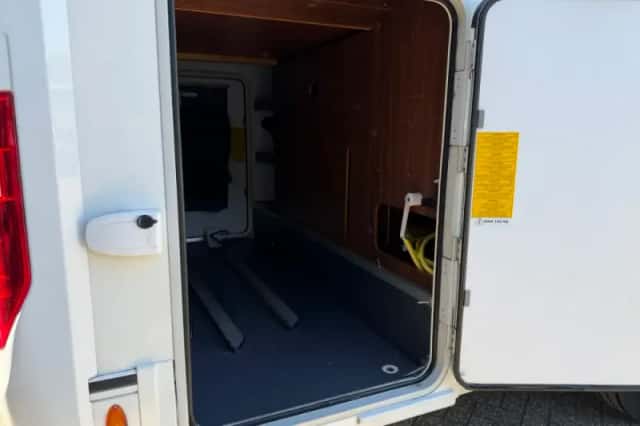 Adria Camper (2015) thumbnail 18