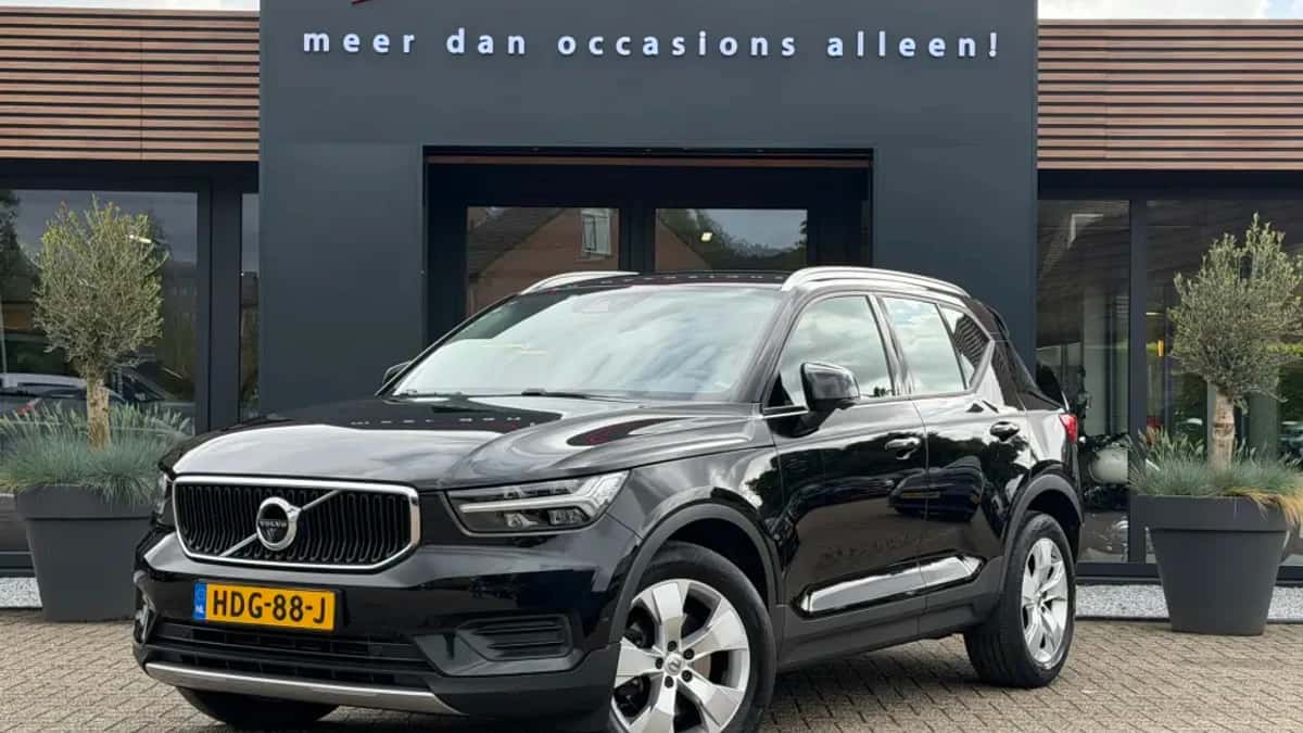 Volvo XC40 (2019) — foto 1