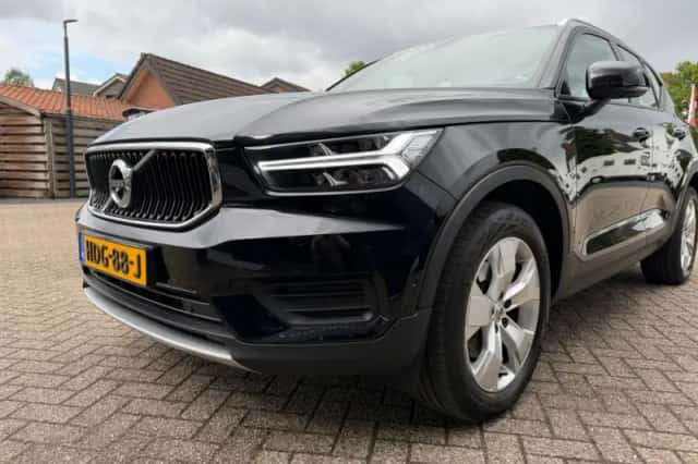 Volvo XC40 (2019) thumbnail 13