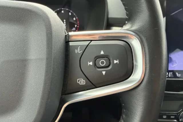 Volvo XC40 (2019) thumbnail 19