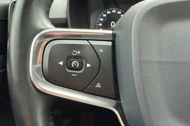 Volvo XC40 (2019) thumbnail 20