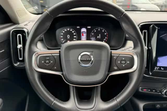 Volvo XC40 (2019) thumbnail 21