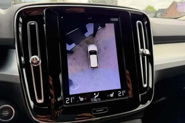 Volvo XC40 (2019) thumbnail 22