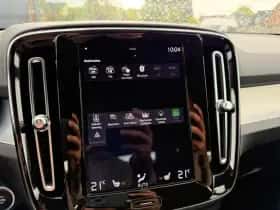 Volvo XC40 (2019) thumbnail 25