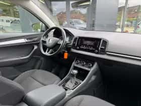 Škoda Karoq (2018) thumbnail 2