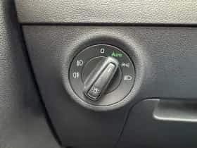Škoda Karoq (2018) thumbnail 16