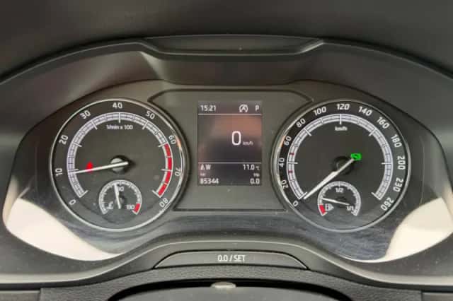 Škoda Karoq (2018) thumbnail 19